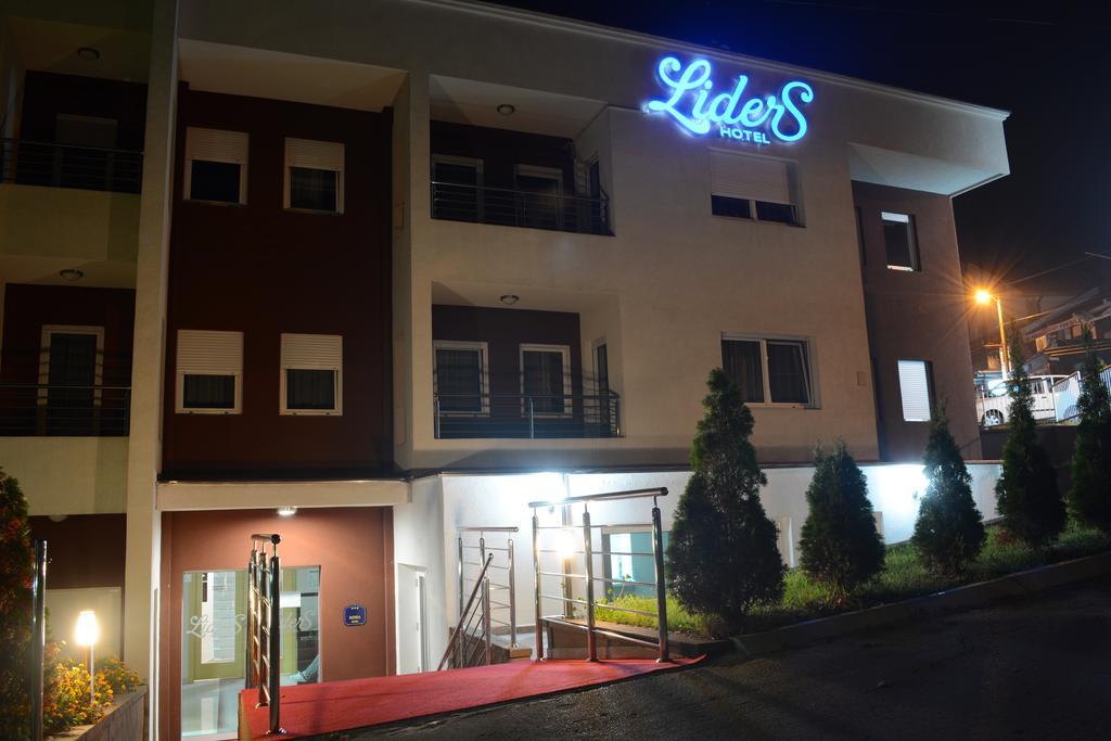 Hotel Lider S Vrnjačka Banja 外观 照片
